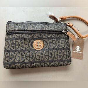 Clutch/Wristlet brand new!